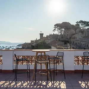 hostal-es-menut.topcostabravahotels.com/